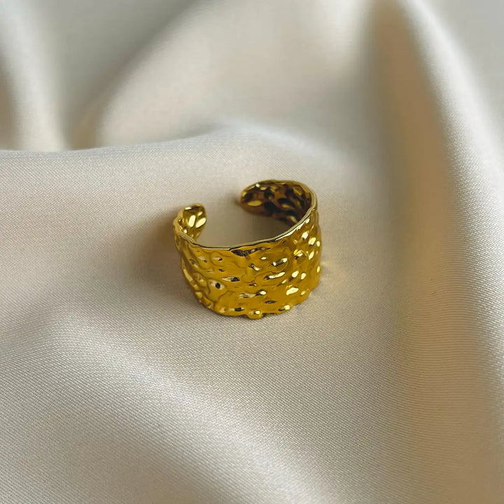 Dome Ring