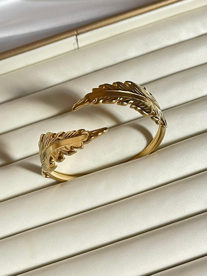 Plumette Bangle