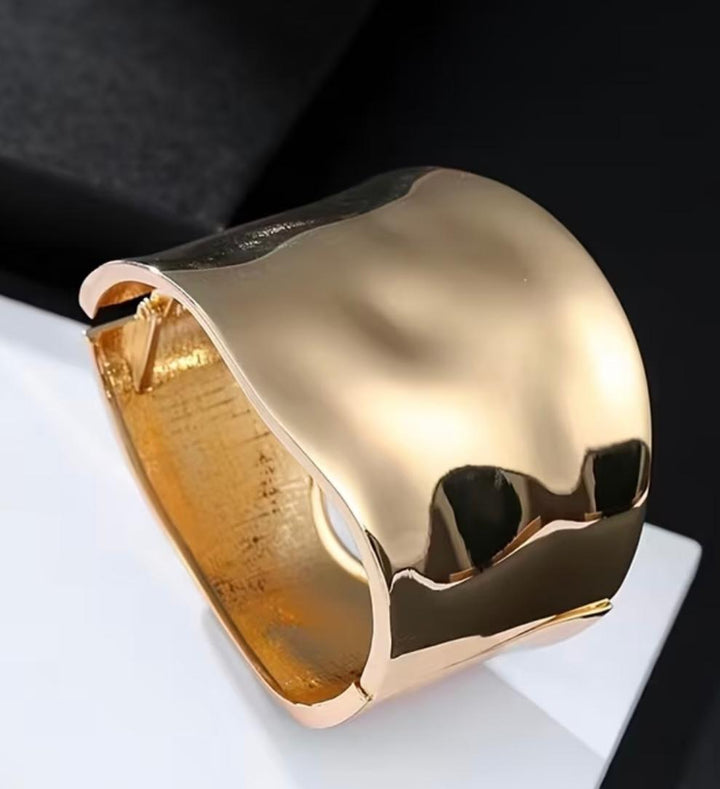 Imperial Glow Bangle